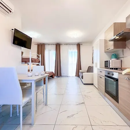 Apartment Modern Comfort In Centre